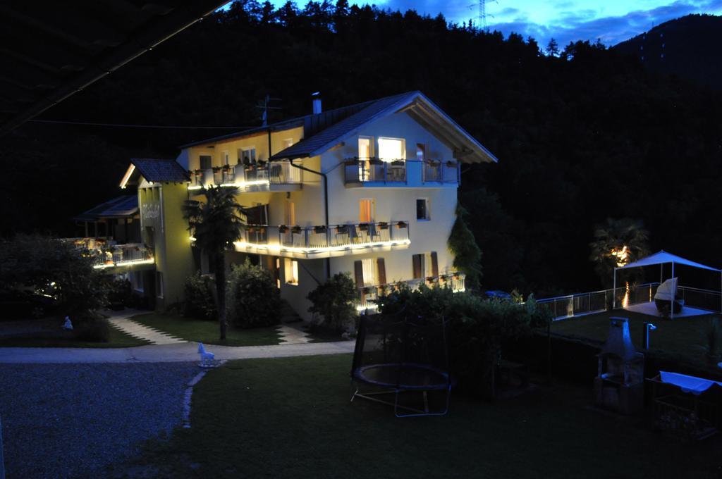Ferienwohnungen Niederhof Lana Bagian luar foto